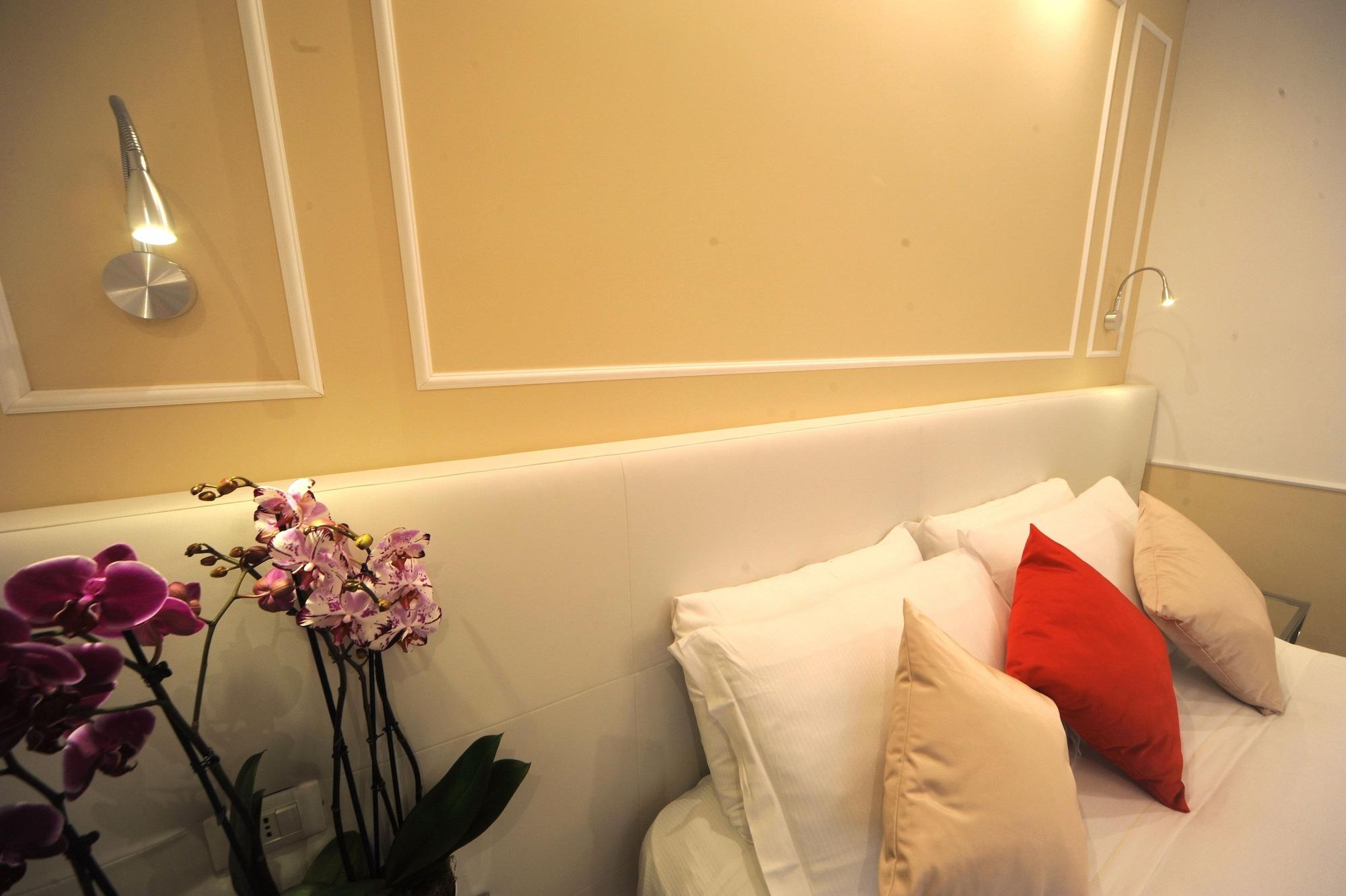 My Suites Piazza Di Spagna Róma Kültér fotó
